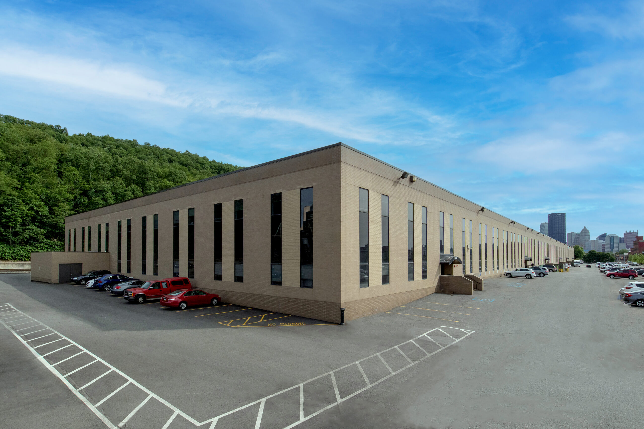 Liberty Commons (124,173 Sq. Ft. Available) The Buncher Company
